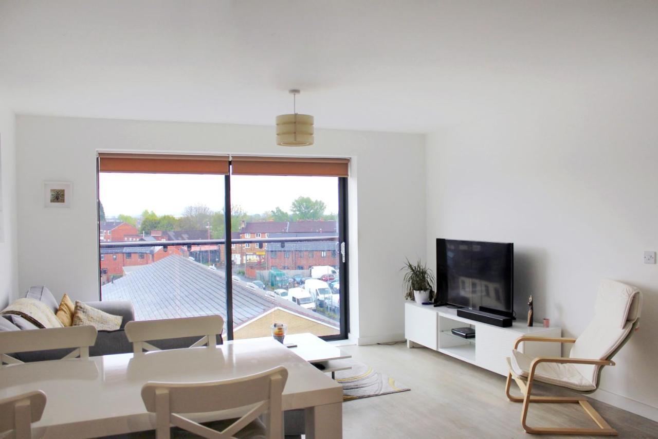 Manchester Escape - Private Room & Bathroom Near Etihad And Coop Arena - Free Secure Parking Екстер'єр фото