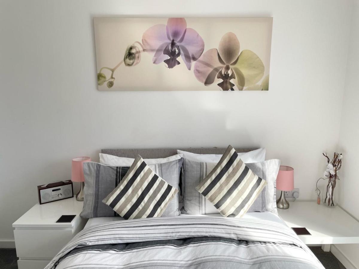 Manchester Escape - Private Room & Bathroom Near Etihad And Coop Arena - Free Secure Parking Екстер'єр фото